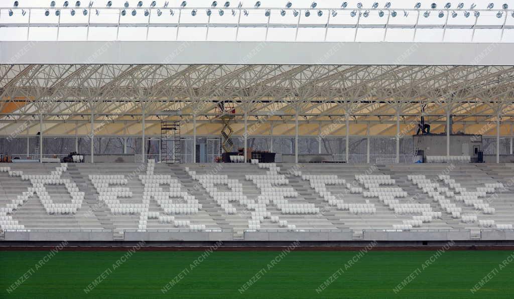 Sportlétesítmény - Debrecen - Épül az új stadion
