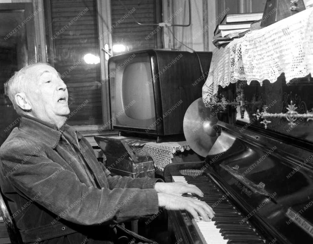 Gózon Gyula Kossuth-díjas színész