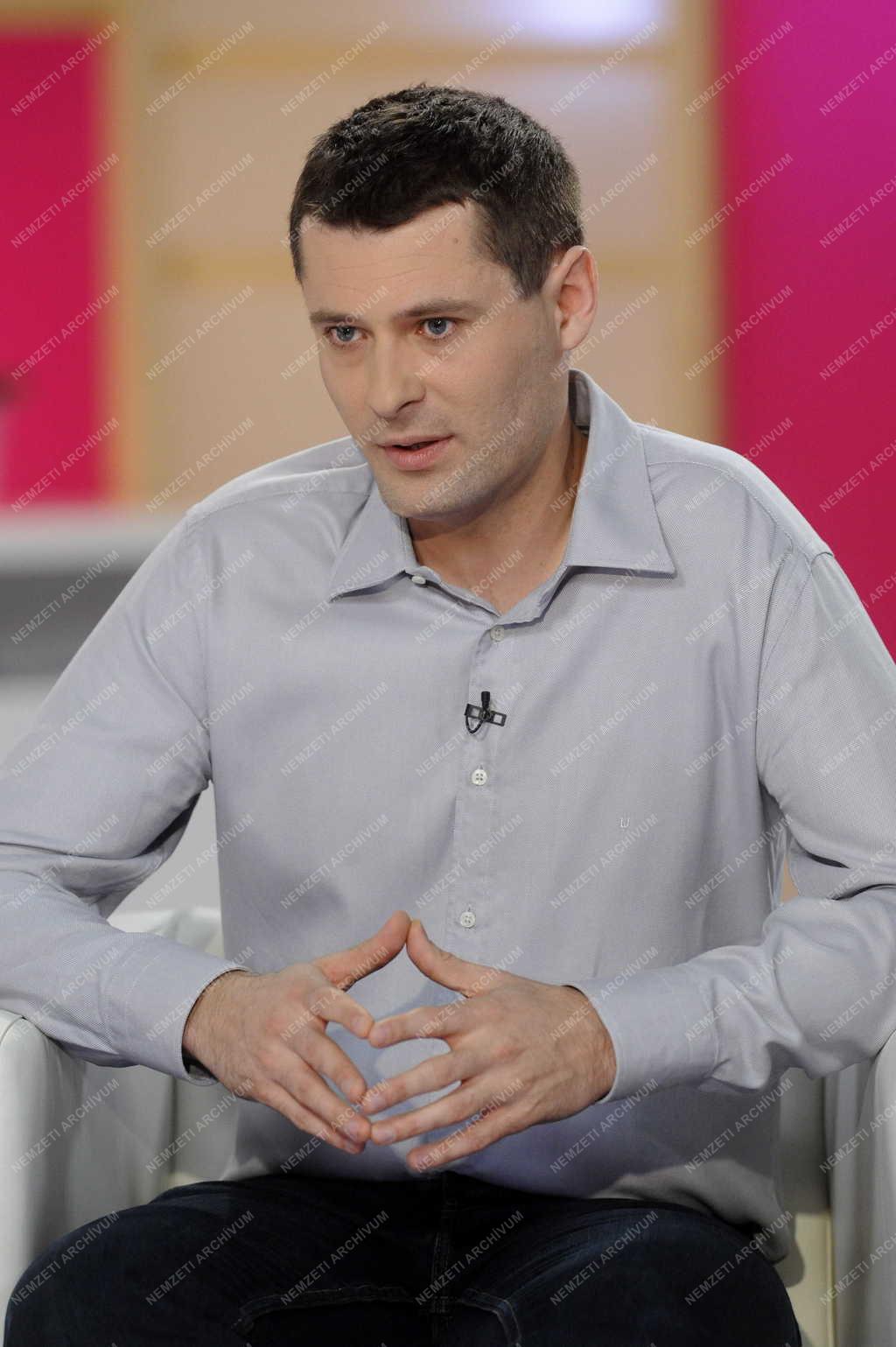 Televízió - Ridikül című női beszélgetős műsor