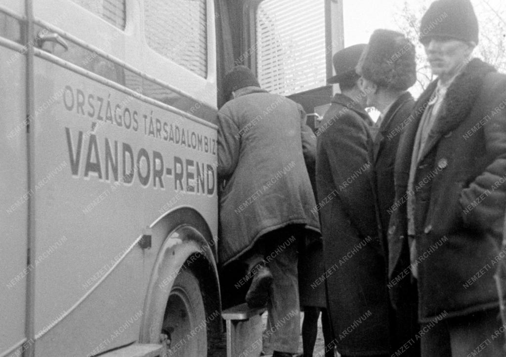 Egészségügy - OTI vándorautó