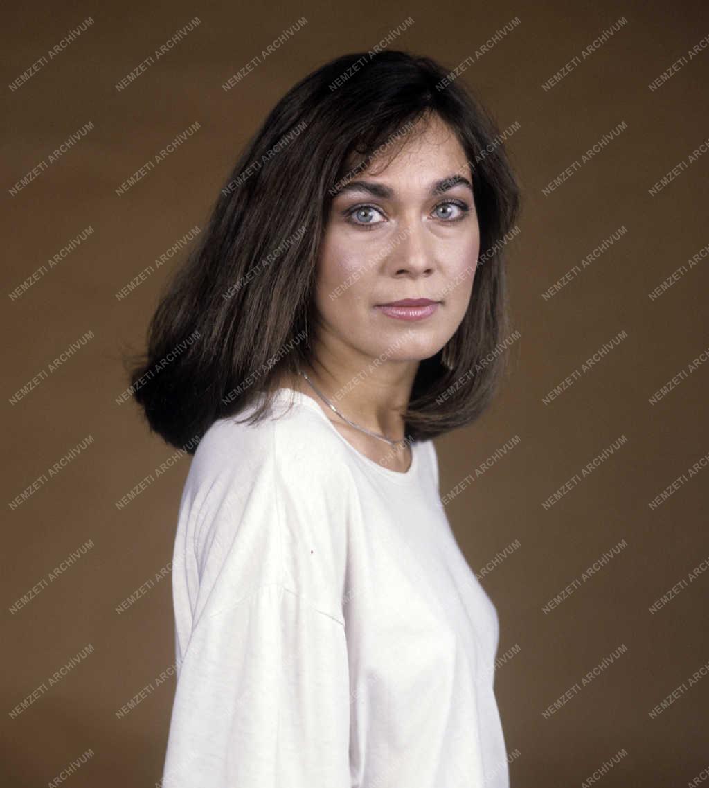 Kultúra - Pápai Erika színész