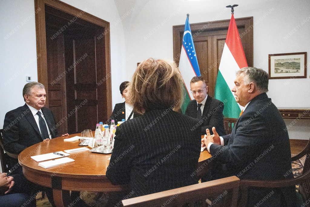 Az üzbég elnök Budapesten