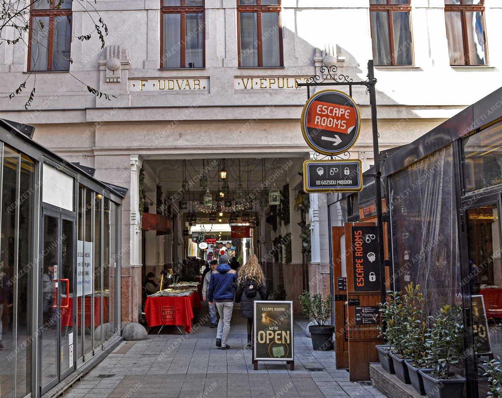 Városkép - Budapest - Gozsdu-udvar