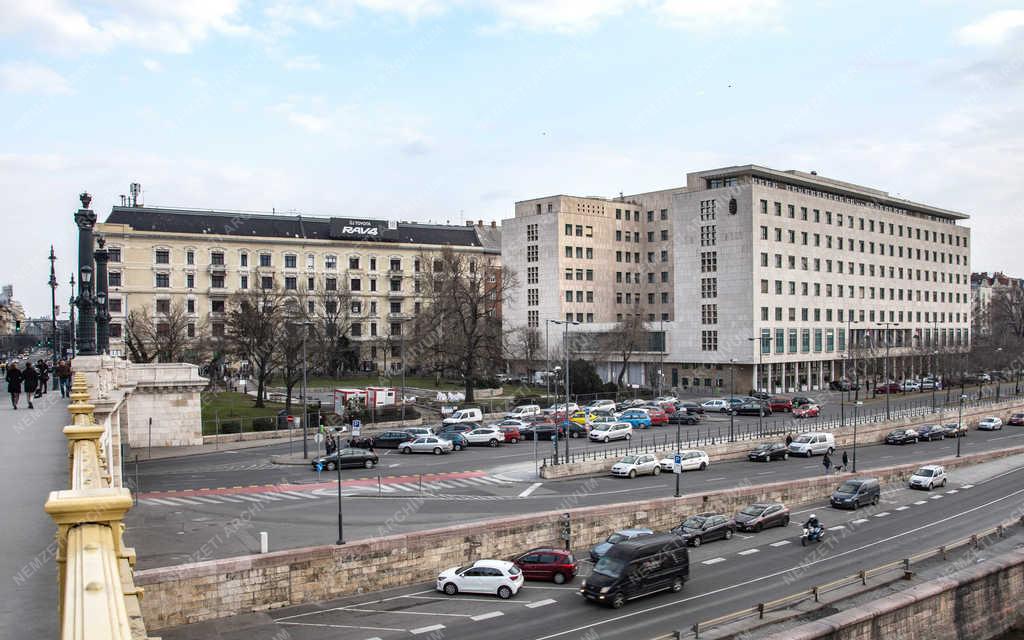 Városkép - Budapest - Képviselői Irodaház