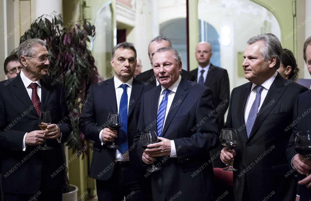 Orbán Viktor részt vett Rudolf Schuster 80. születésnapi ünnepségén Kassán