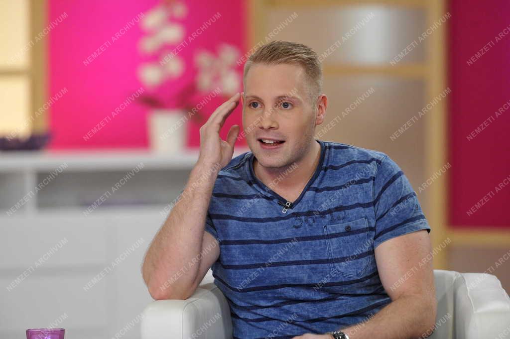 Televízió - Ridikül című női beszélgetős műsor