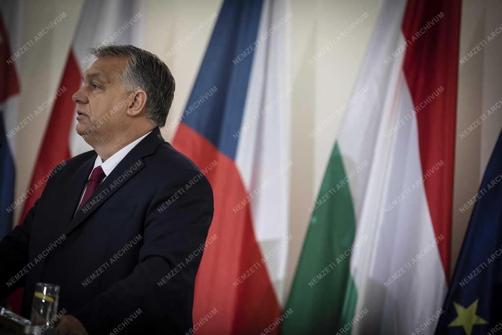 Orbán Viktor Prágában