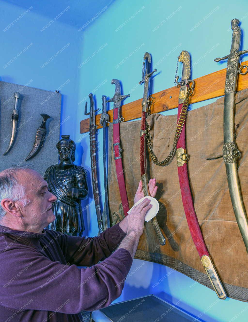 Kultúra - Történelmi fegyvergyűjtemény Felsőtárkányban
