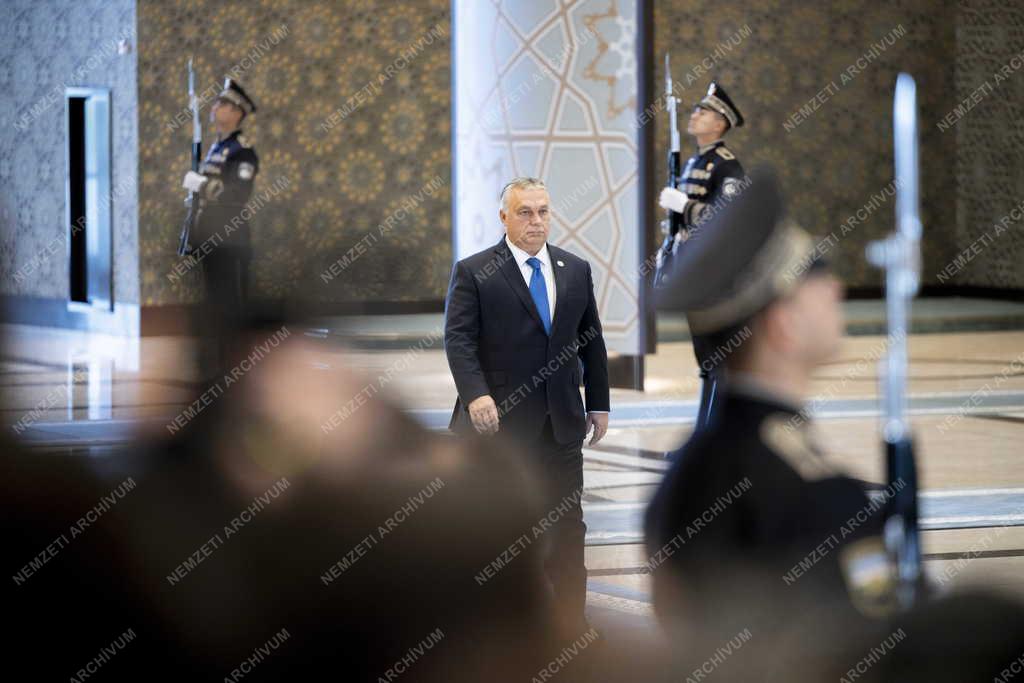 Orbán Viktor a Türk Államok Szervezetének szamarkandi csúcstalálkozóján