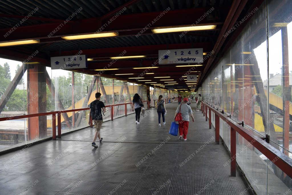 Közlekedés - Budapest - Kőbánya Kispest vasútállomás