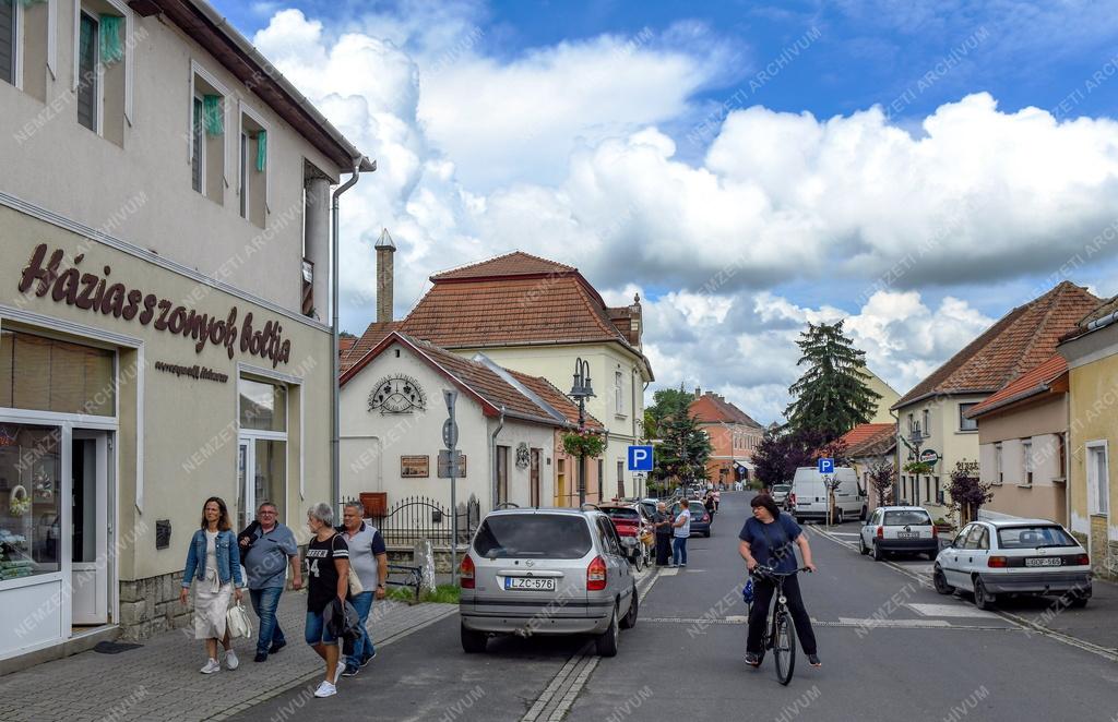 Városkép - 950 éves Tokaj