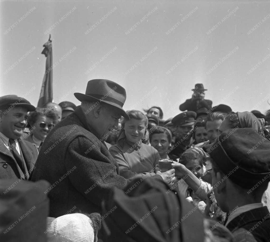 Közlekedés - A 6-os út Szekszárd - Pécs szakaszának átadása