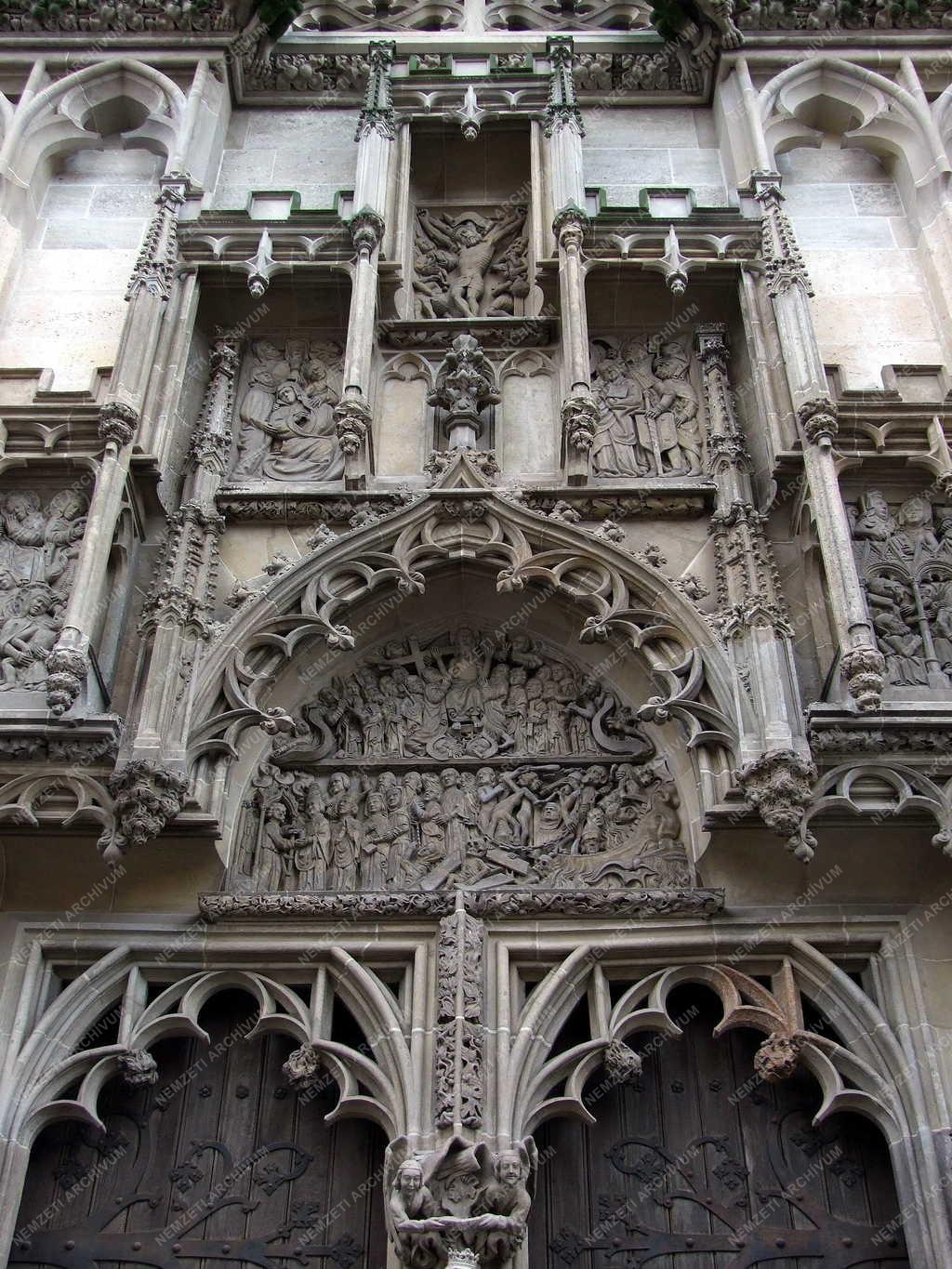 Műemlék - Kassa - A dóm gótikus díszei