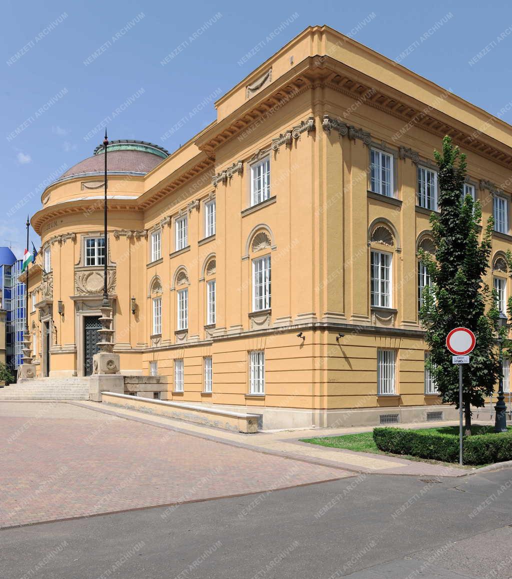 Városkép - Déri Múzeum