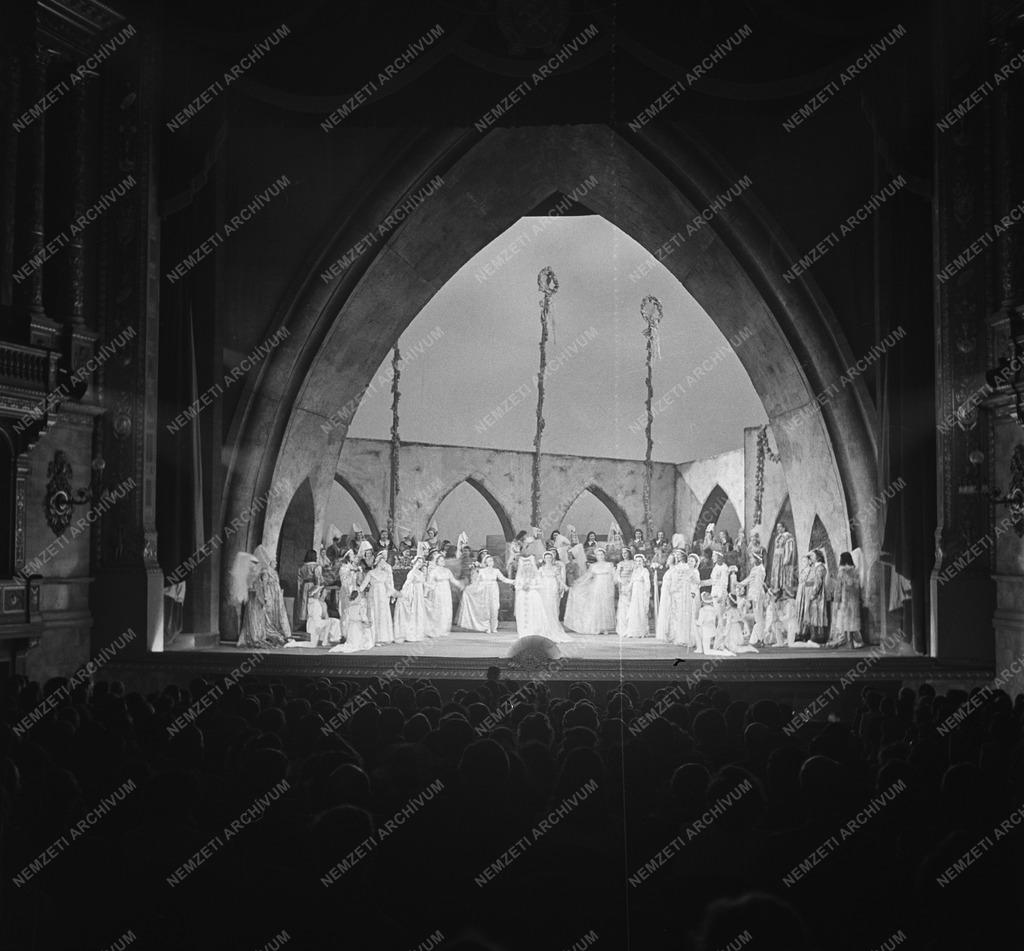 Kultúra - Erkel Ferenc: Hunyadi László című operája az Erkel Színházban