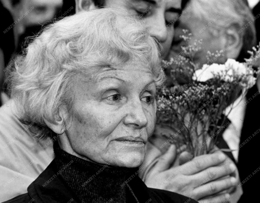 Margot Honecker halála