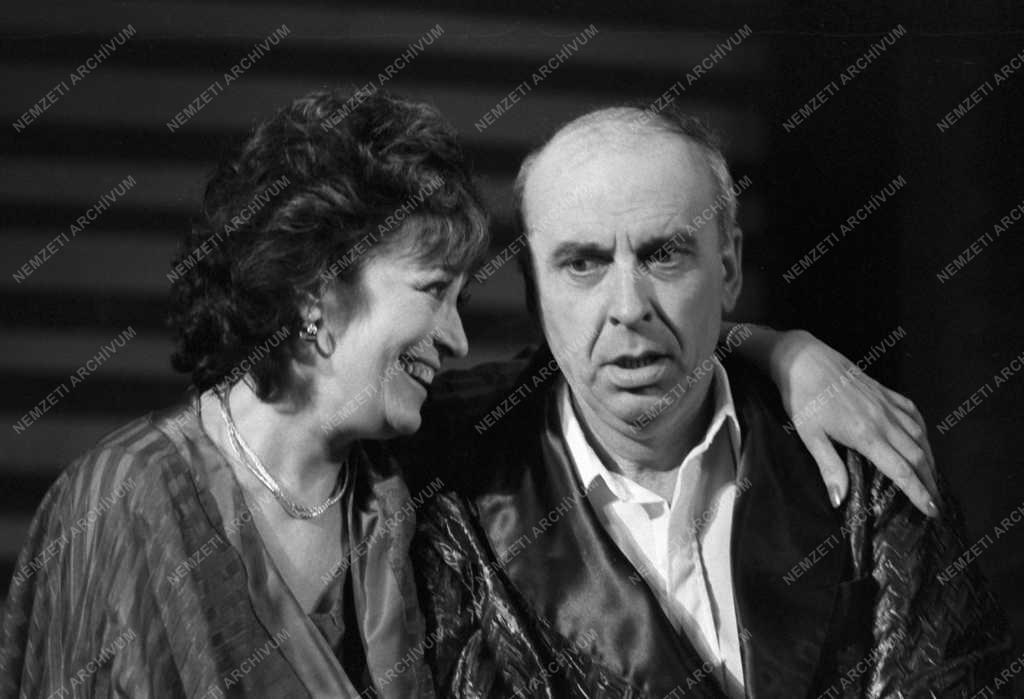 Kultúra - Színház - Noel Coward: Magánélet