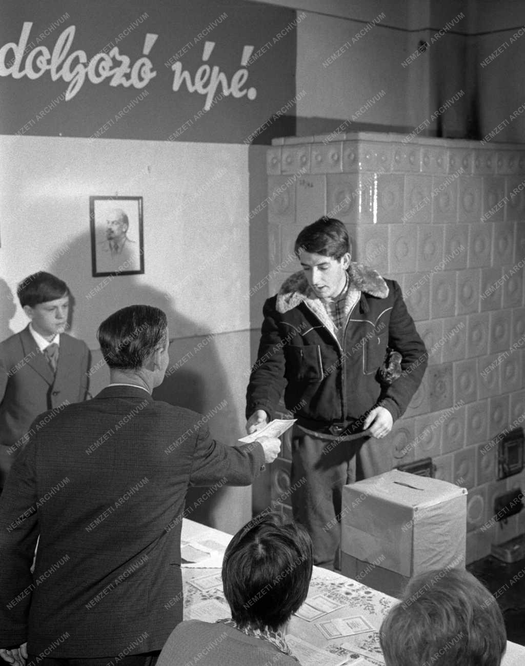 Közigazgatás - Az első tanácstag-választás az önállóvá váló Hortobágy községben