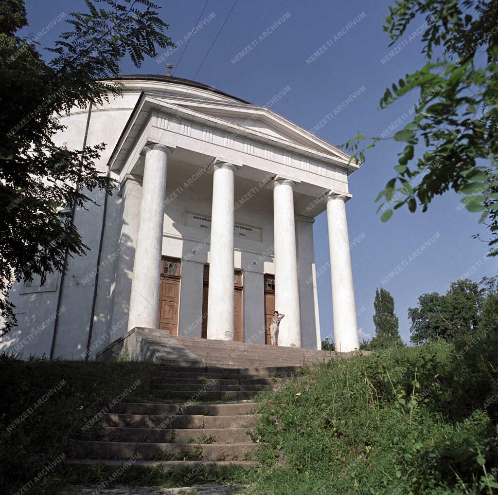 Városkép - Szilvásváradi műemlék templom