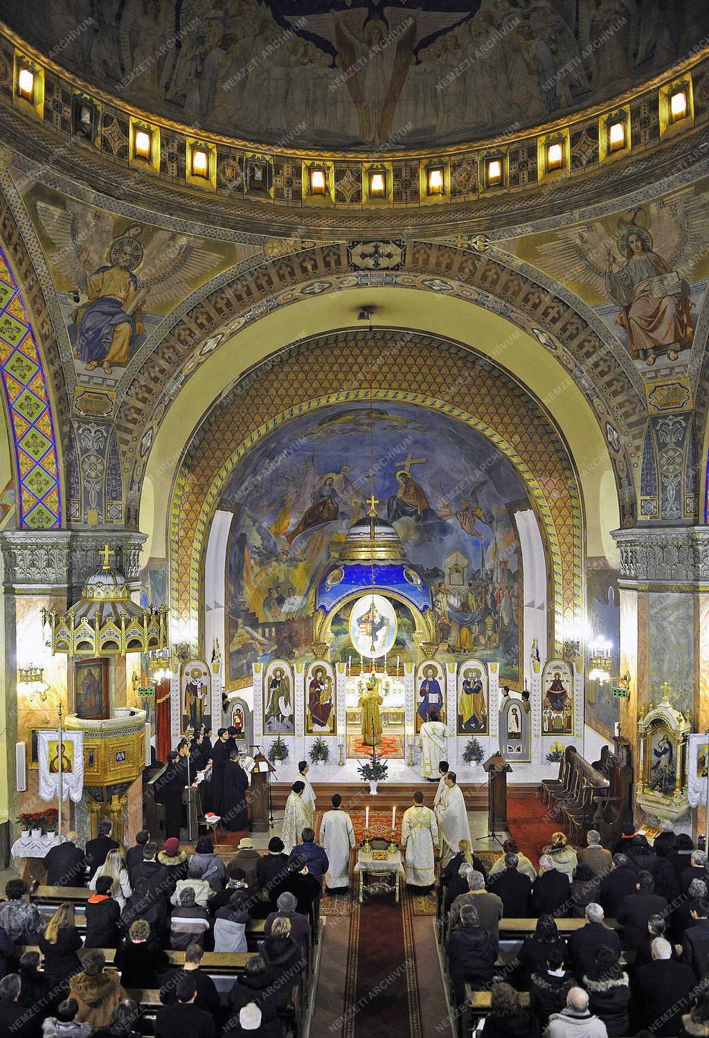 Vallás - Debrecen - Éjféli Nagy Szent Liturgia