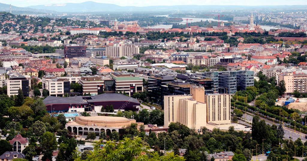 Városkép - Budapest - Látkép a Sas-hegyről