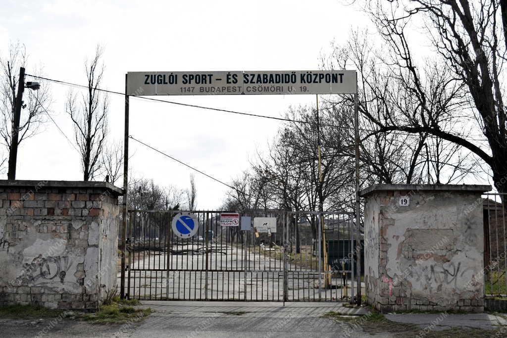Településfejlesztés - Budapest - Fejlesztésre váró terület a Bosnyák térnél