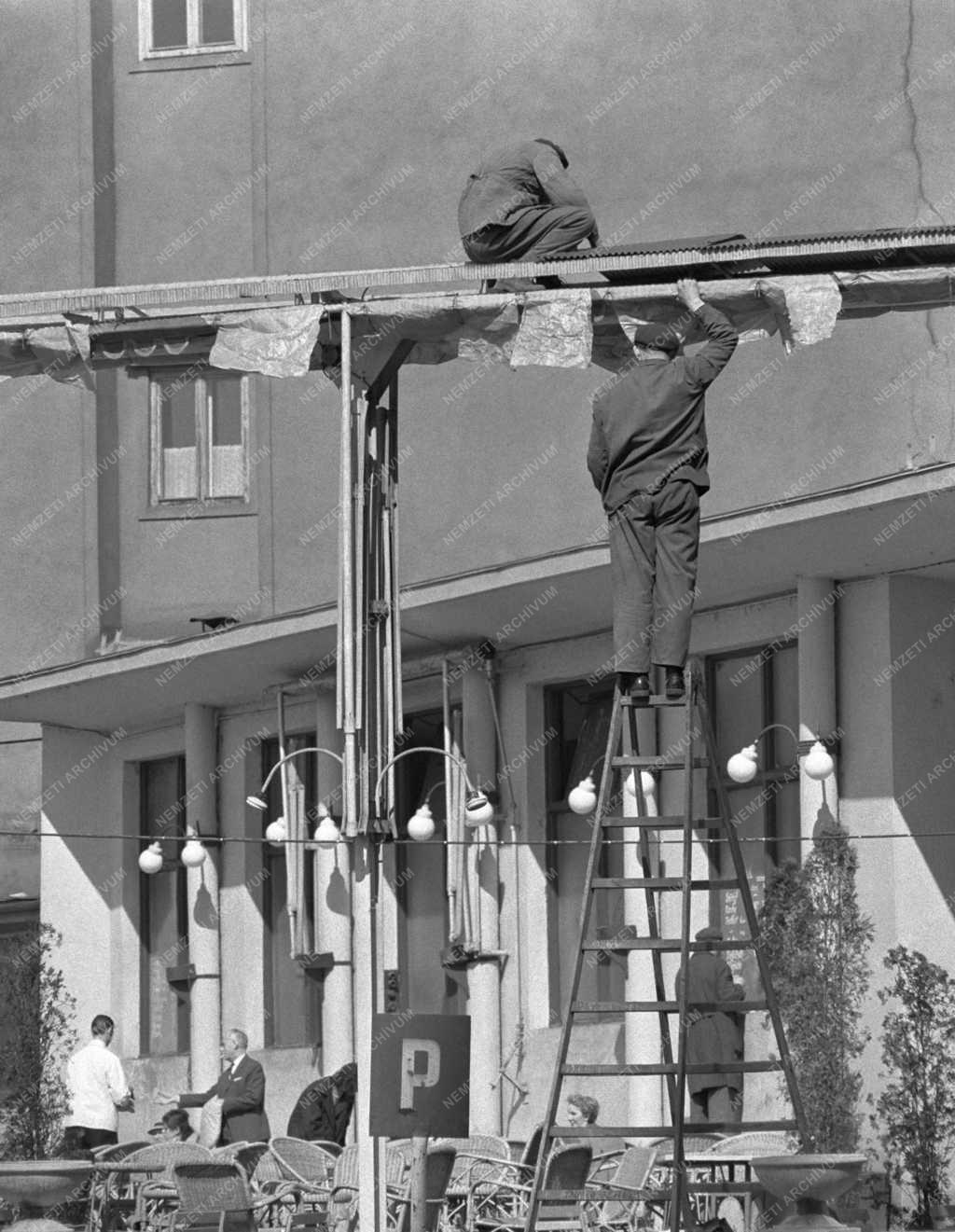 Vendéglátás - Nyílnak a presszó-teraszok Budapesten