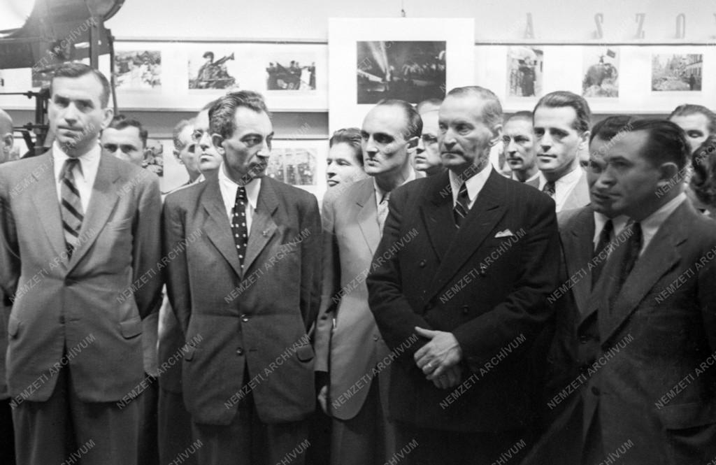 Kultúra - Orosz fényképkiállítás megnyitása