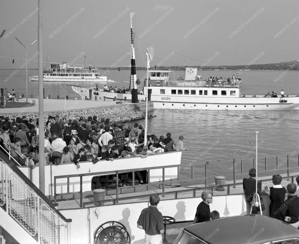 Életkép - Nyár vége a Balatonnál