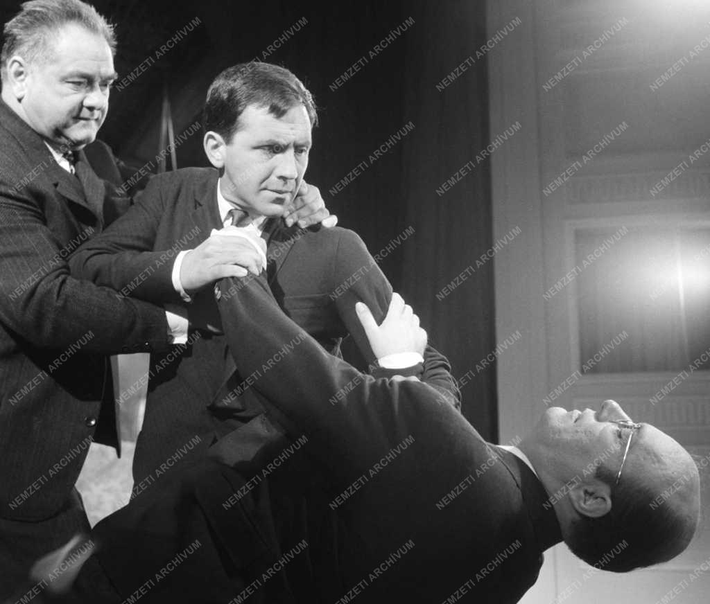 A Vígszínház bemutatja Robert–Duvivier–Jeanson: „Különös találkozó” című drámáját