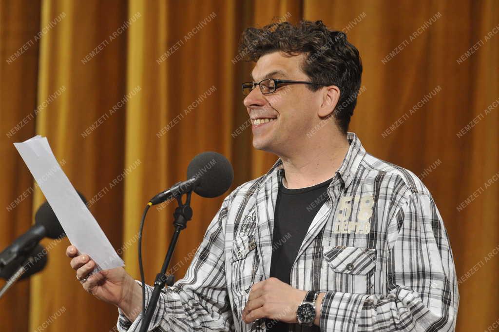 Rádió - Rádiókabaré felvétele - Vida Péter