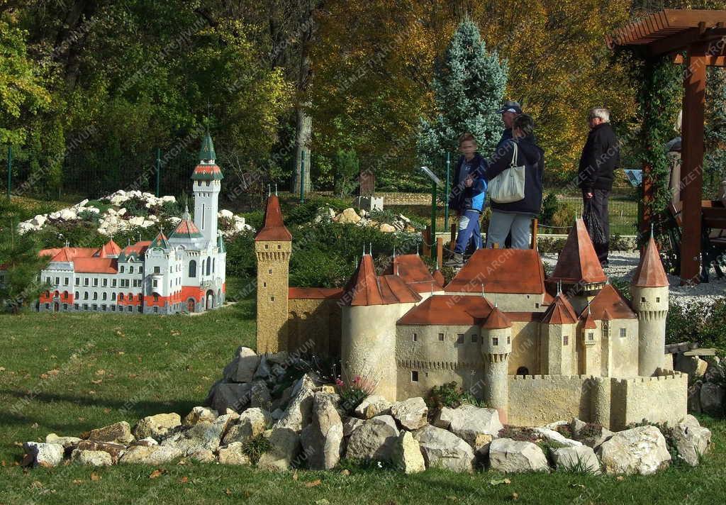 Idegenforgalom - Szarvas - Mini Magyarország