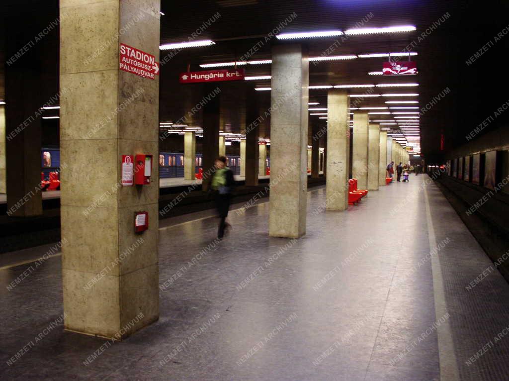 Közlekedés - Metró
