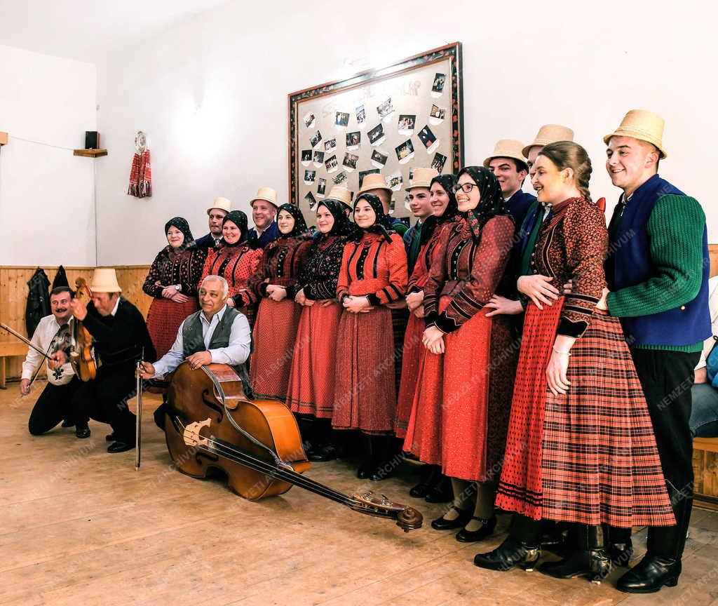 Hagyomány - Szék - Húsvéti táncház