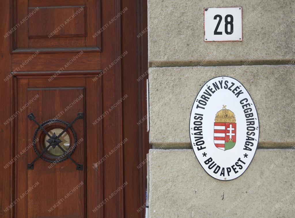 Közigazgatás - Budapest - Fővárosi Törvényszék Cégbírósága