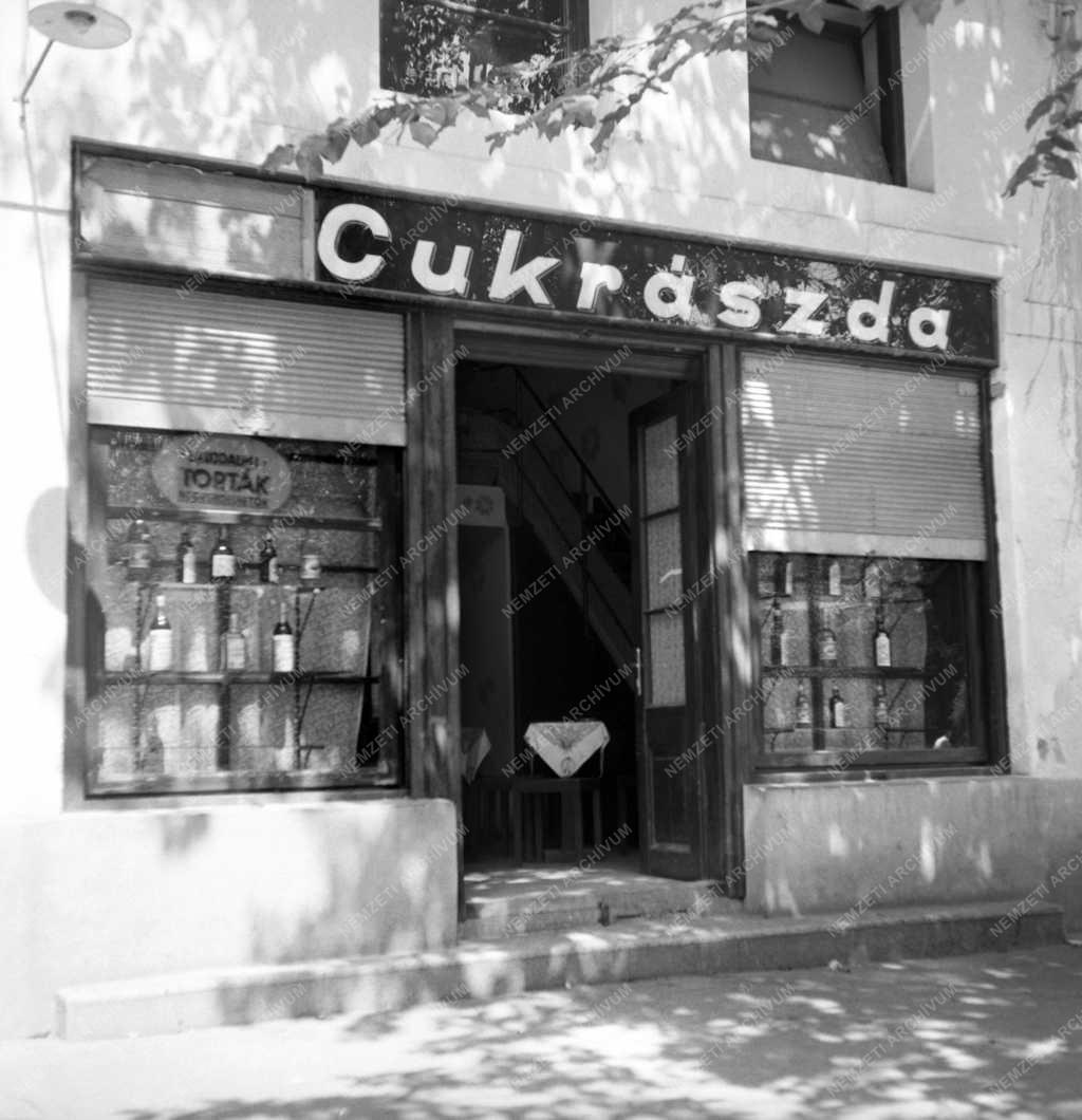 Vendéglátás - Cukrászda