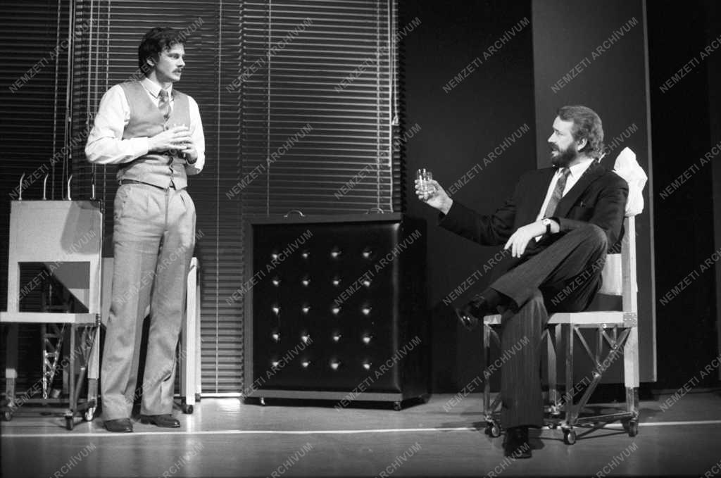 Színház - Harold Pinter: Árulás
