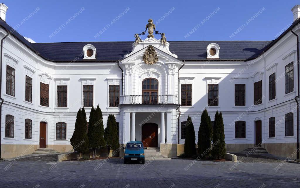 Városkép - Veszprém - Érseki palota