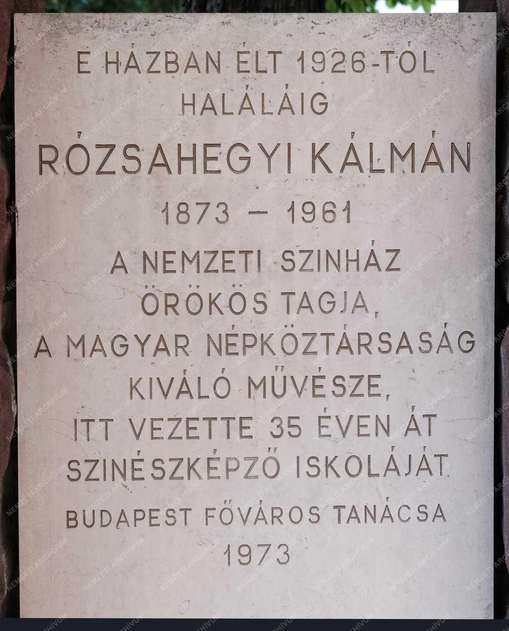 Kultúra - Emléktábla Rózsahegyi Kálmán egykori villájánál