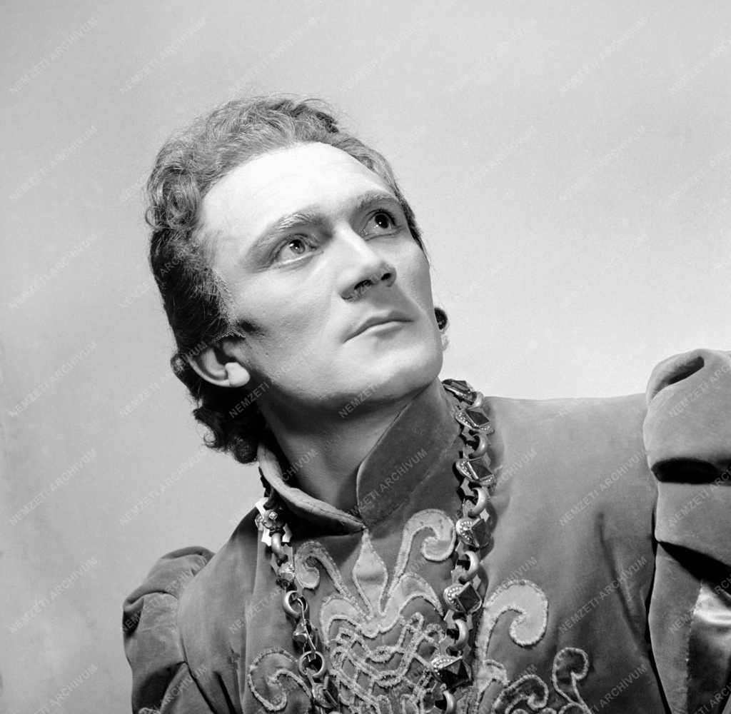 Kultúra - Színház - William Shakespeare: Hamlet