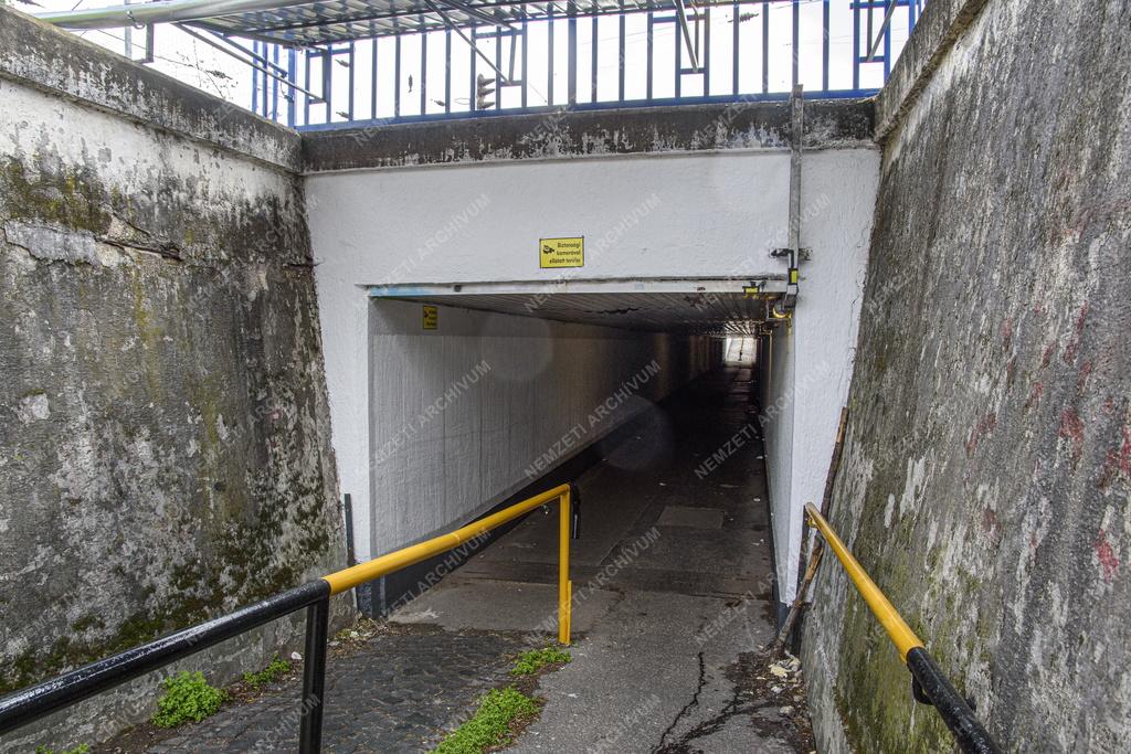 Közlekedés - Felújították a MÁV Gyáli úti gyalogos aluljáróját