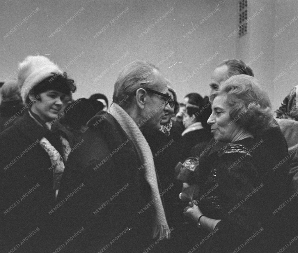 Kultúra - Beck Judit festőművész kiállítása a Csók István Galériában