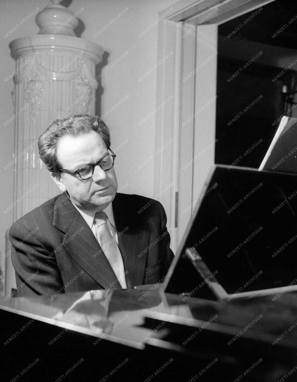 Kultúra - Komolyzene - Forrai Miklós