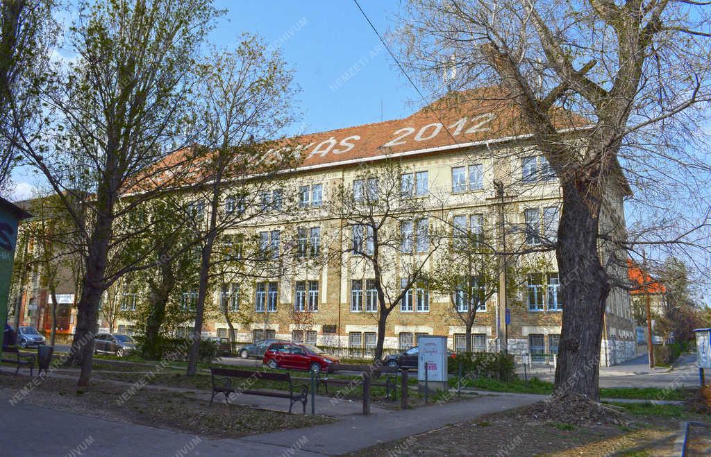 Oktatás - Budapest - Puskás Tivadar Távközlési Technikum
