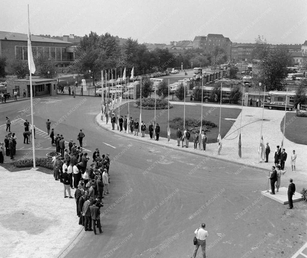 Sport - Az 1965. évi IV. Nyári Universiade