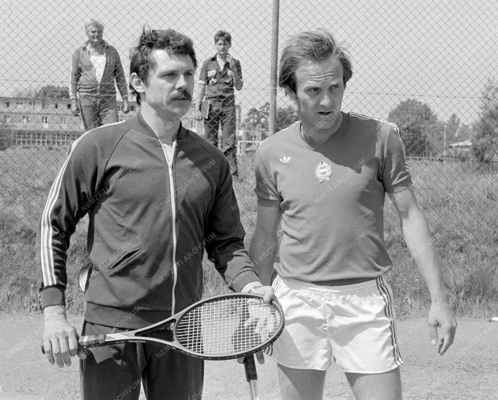 Sport - Farkas Bertalan és Martos Győző a teniszpályán