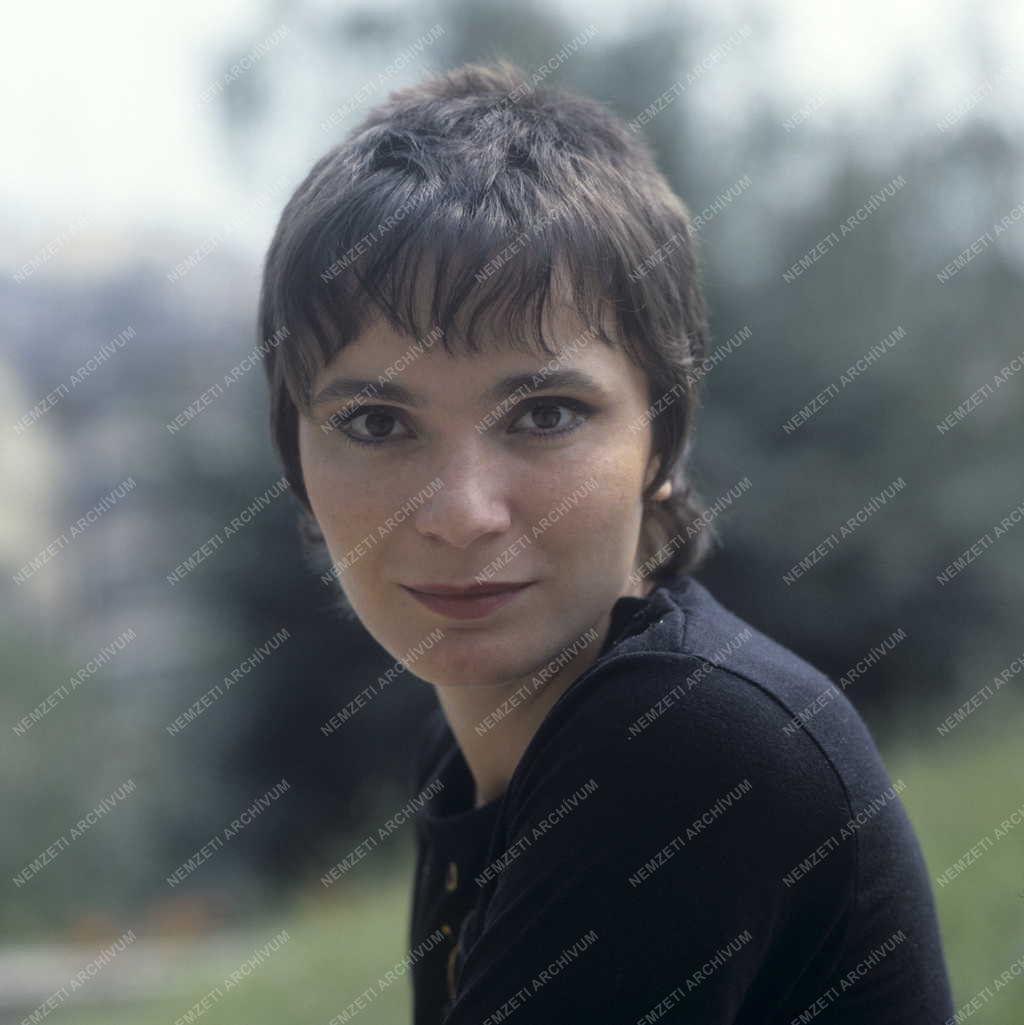 Kultúra - Igó Éva színésznő