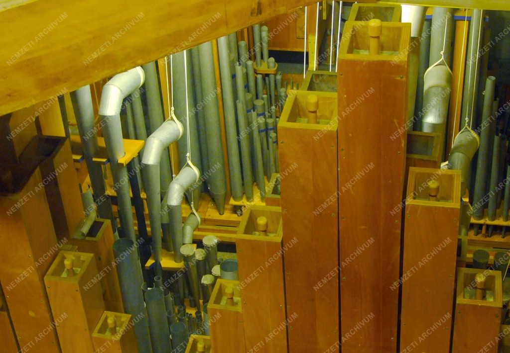 Ausztria – - Orgonasípok