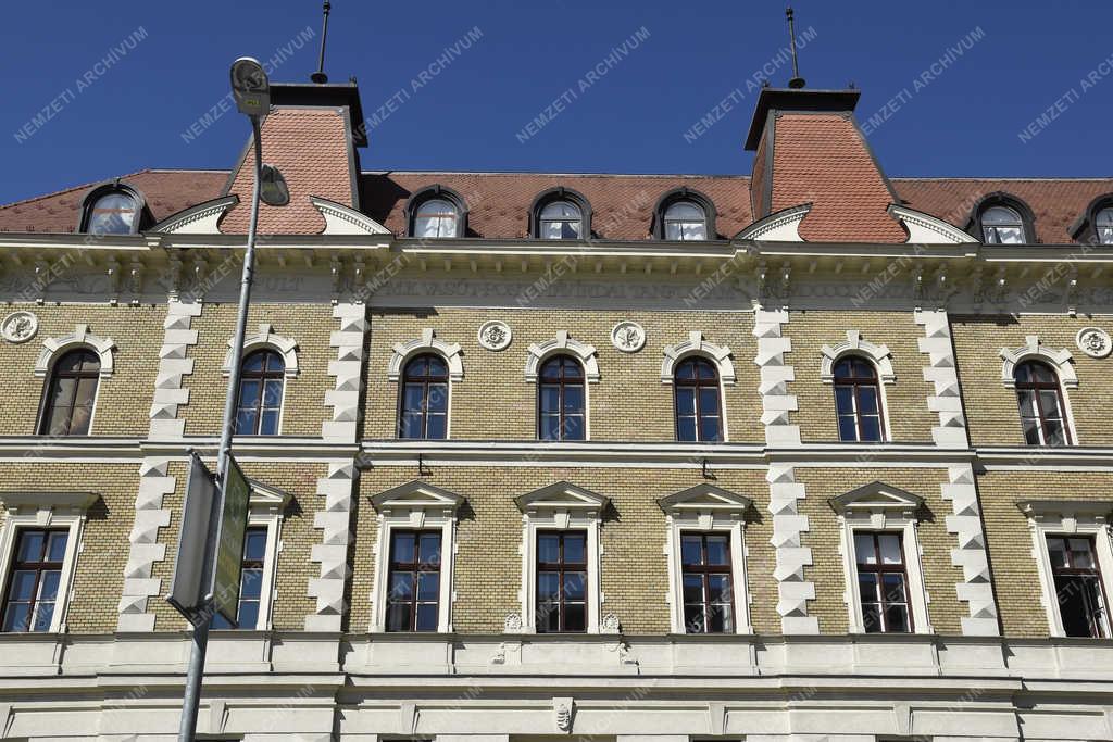 Városkép - Budapest - A Baross Gábor Oktatási Központ