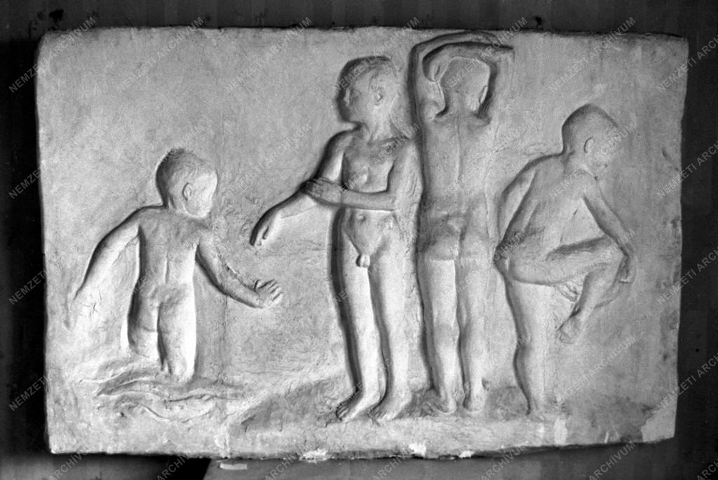 Kultúra - A Magyar Kommunista Párt kiállítása